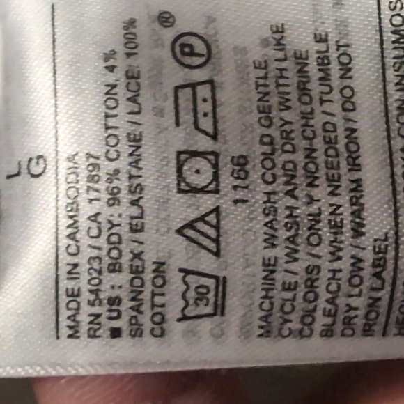 Brand new with tags. Old Navy One shoulder lace trim tank top size large - Picture 5 of 5